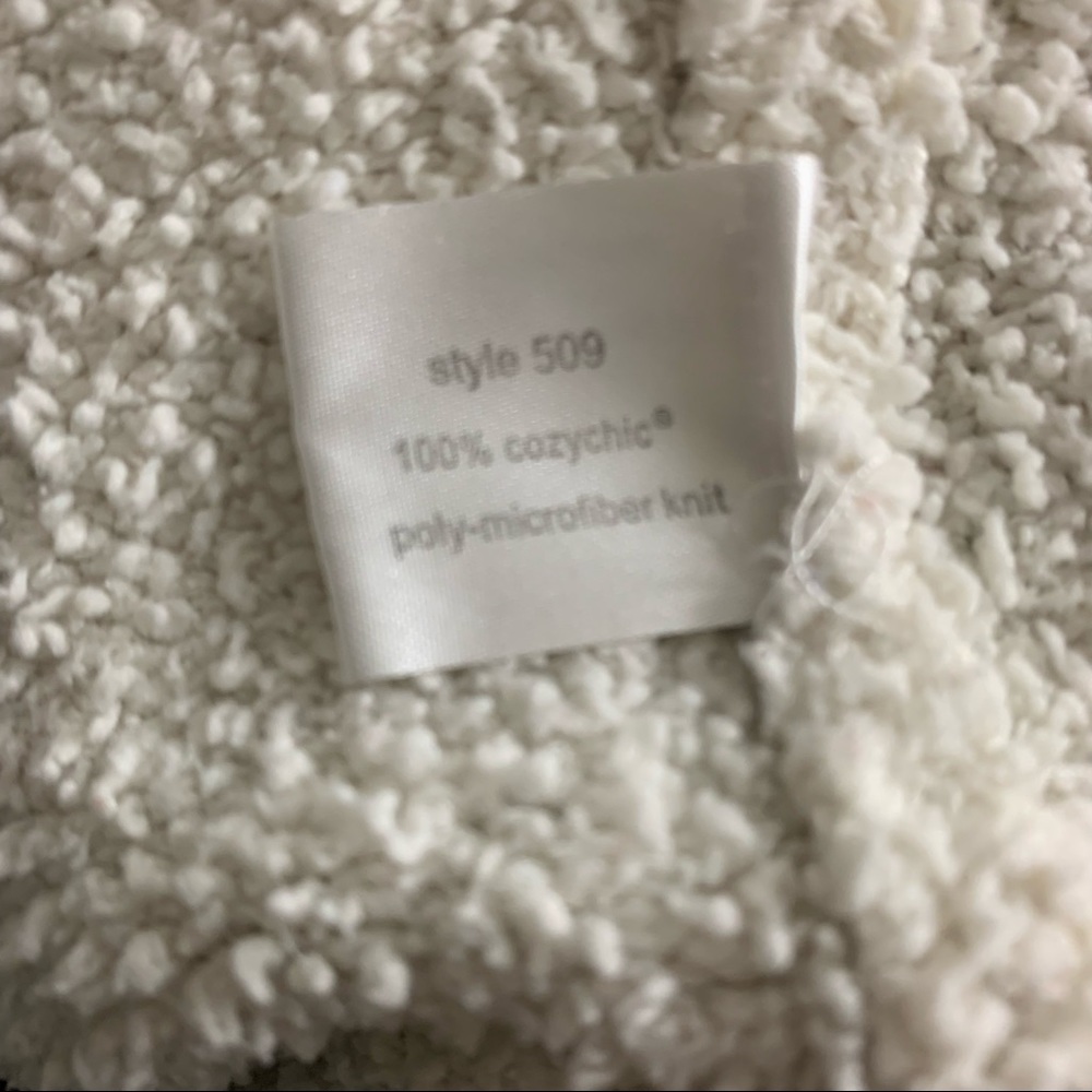 Barefoot Dreams CozyChic Robe - Picture 8 of 8